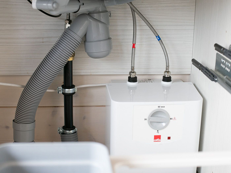 Installera eller byta varmvattenberedare